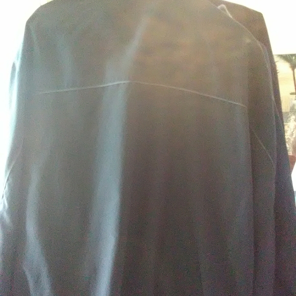 Jacket 4/20 - Picture 2 of 2